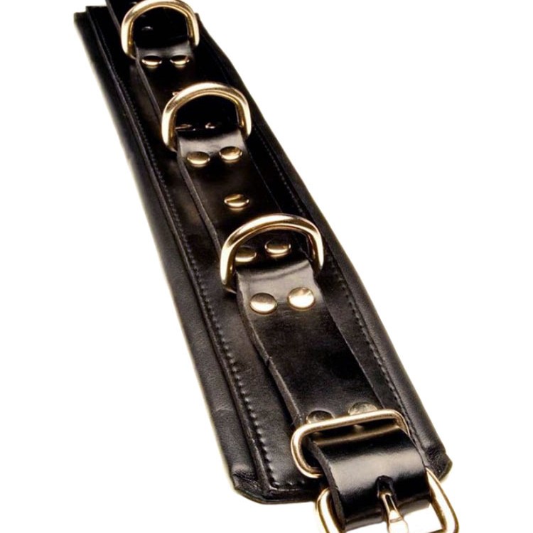 Fist Collar • Black